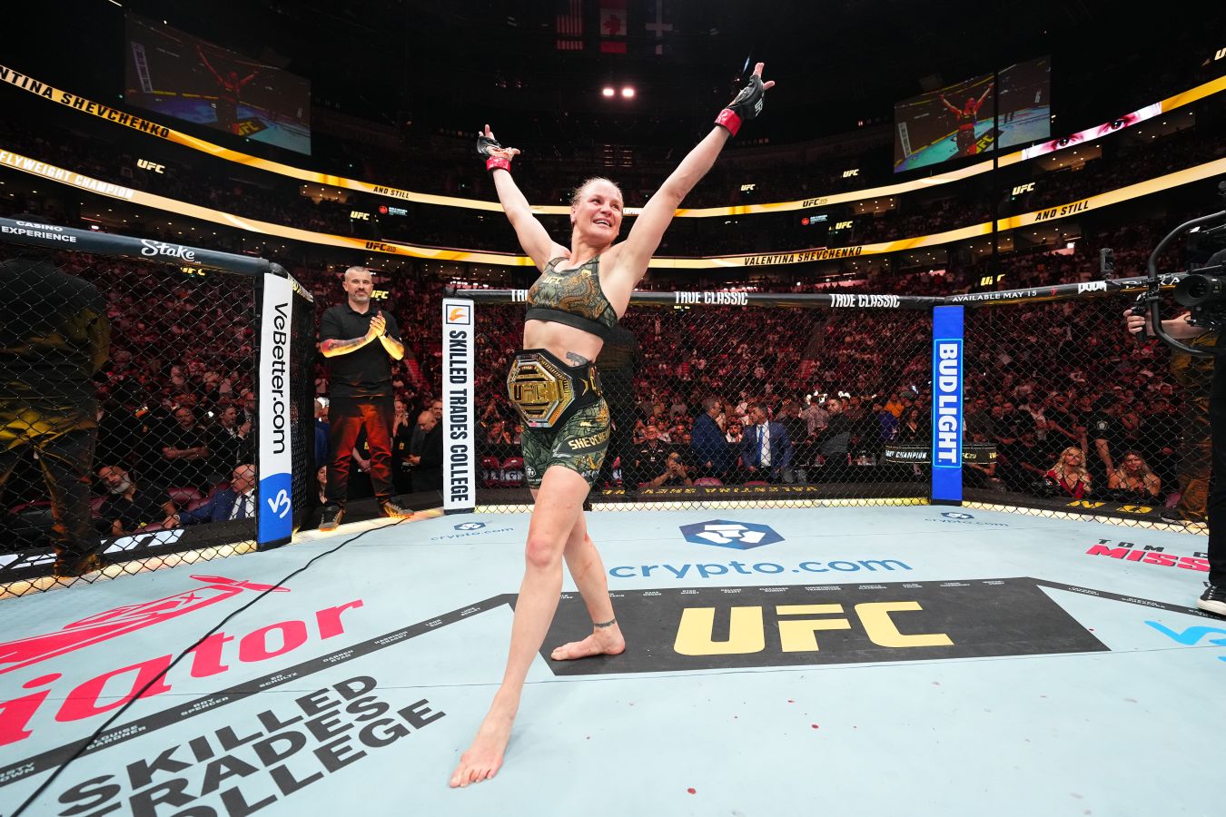 Боец UFC Ван Цун — о Шевченко: она обычная патологическая лгунья