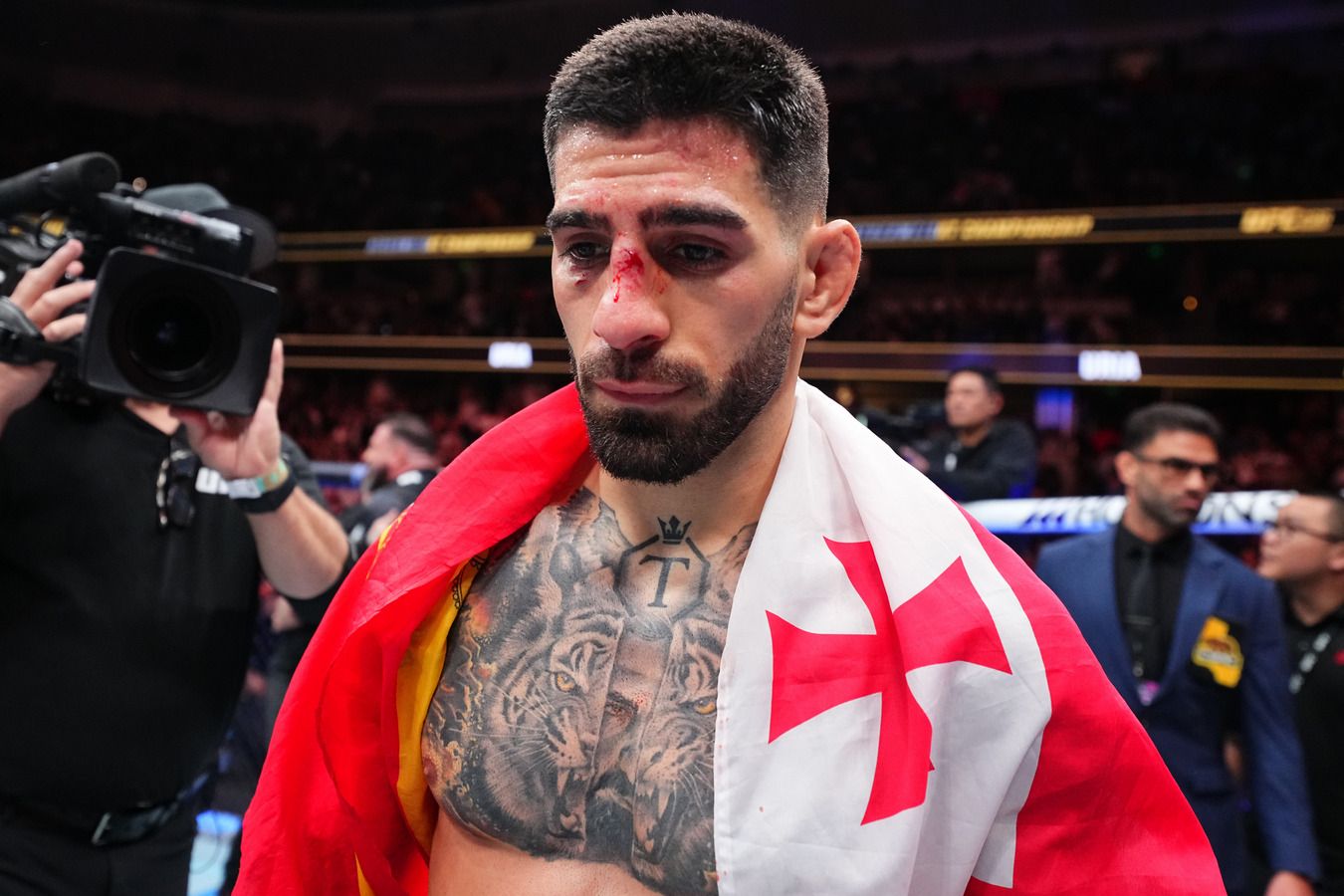 «Думал о том, чтобы не выйти». Илия Топурия вспомнил о первом бое в MMA