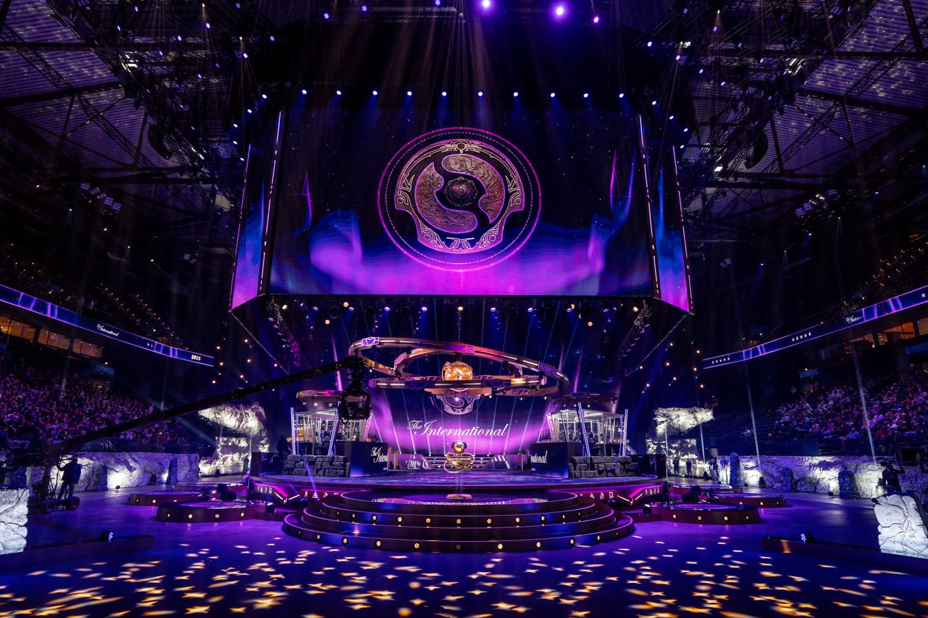 Три русскоязычные команды пригласили на The International 2026 по Dota 2 — список инвайтов